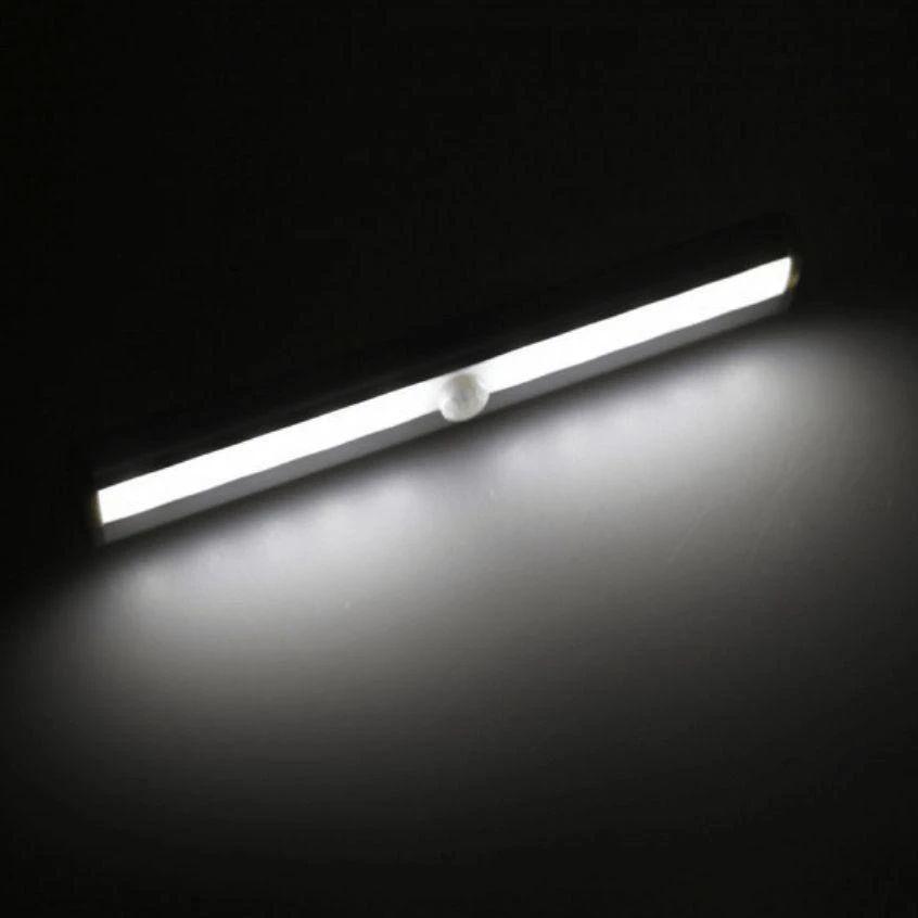 LED svetlo s pohybovým senzorom