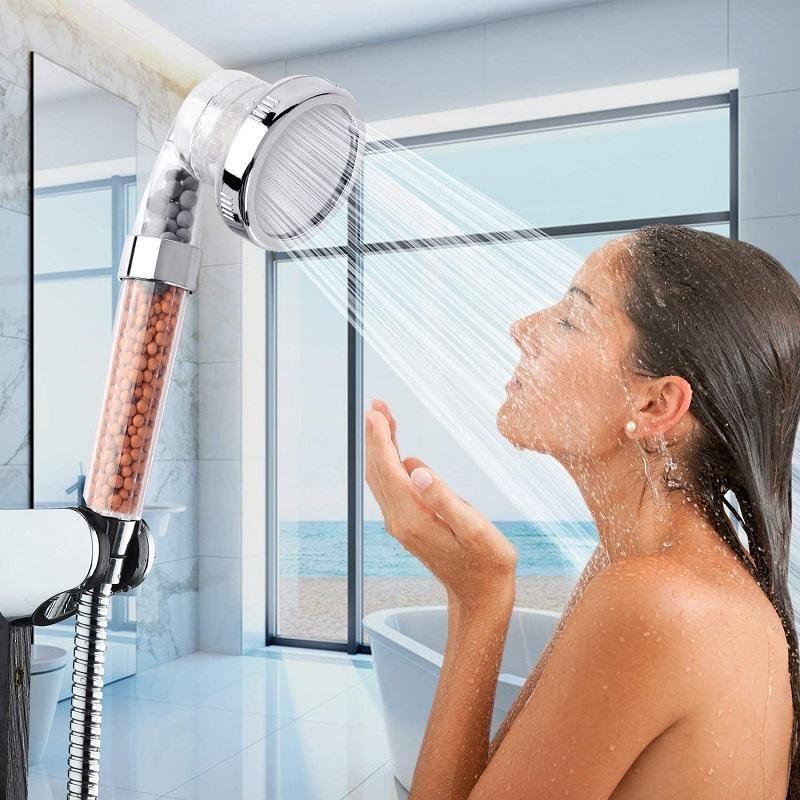 Sprchová hlavica s filtrom
