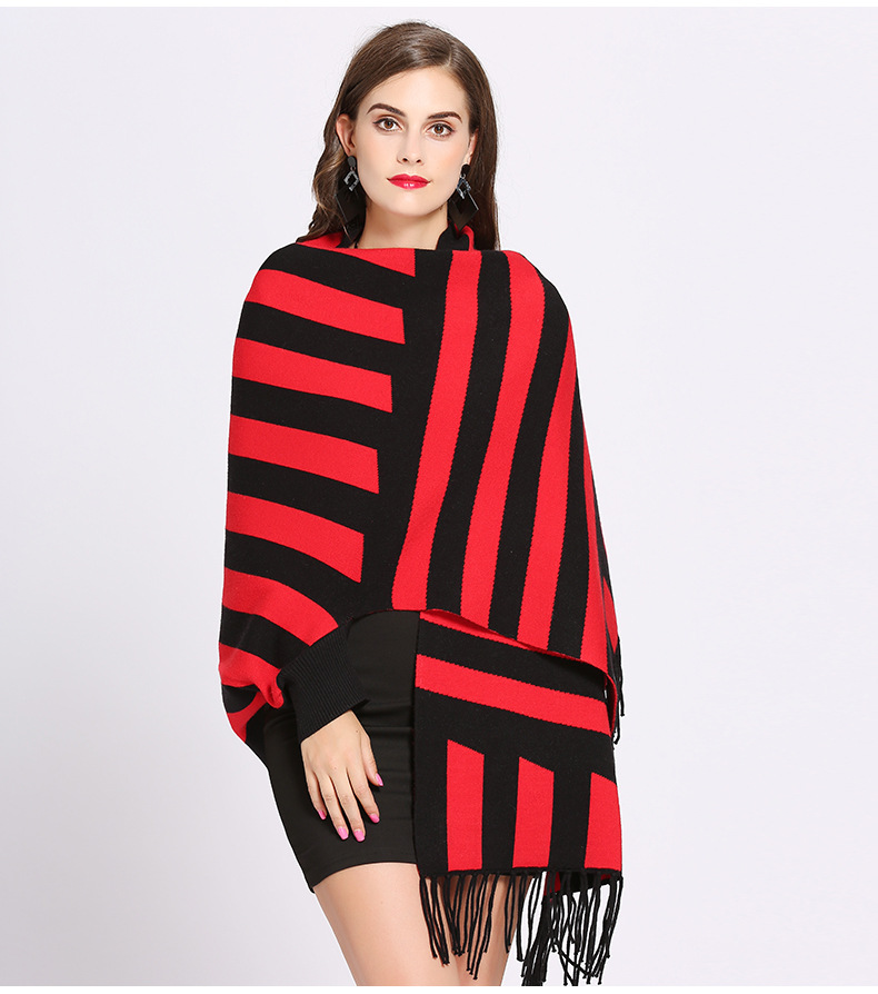 Bat sleeve striped tassel shawl