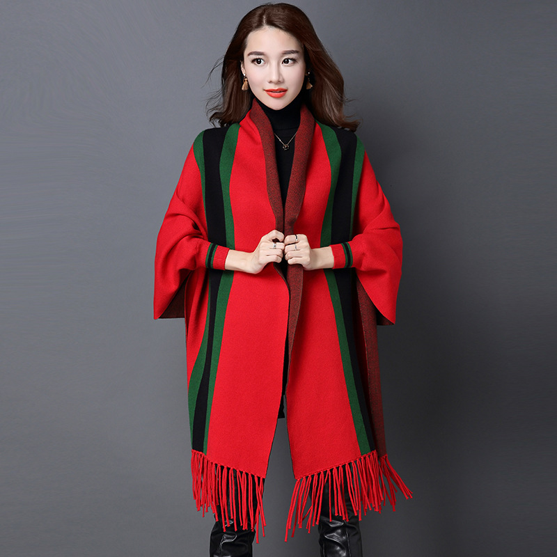 Bat sleeve big stripe tassel shawl