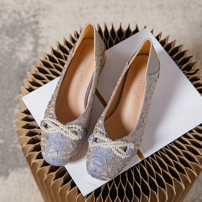 Square-Toe Knot Mules