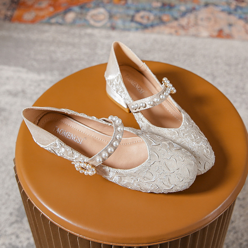 Round-toe pearl low heels(N2)