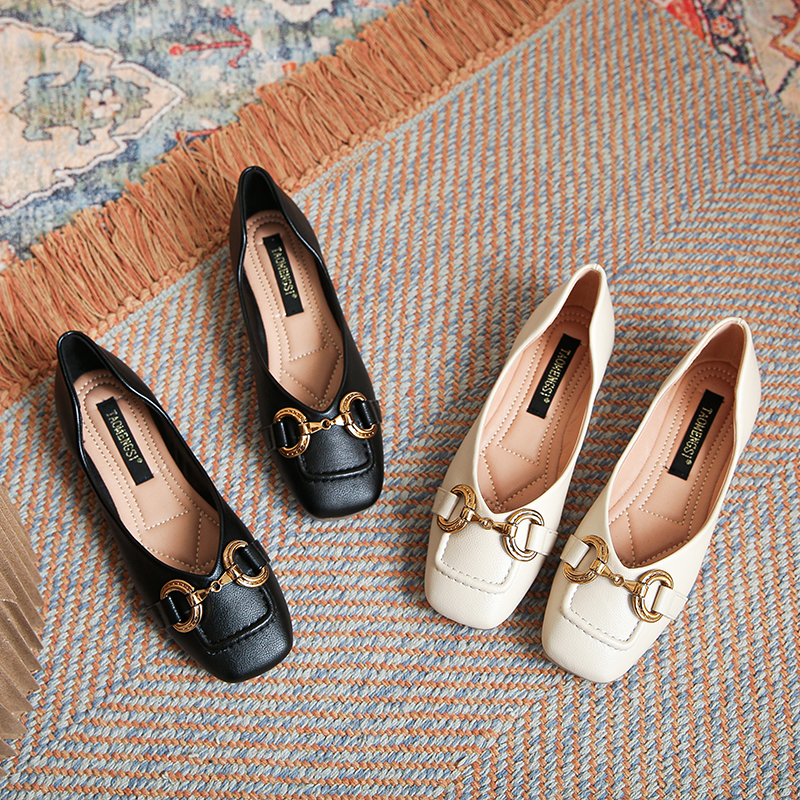 Square-toe Lovely flats N1