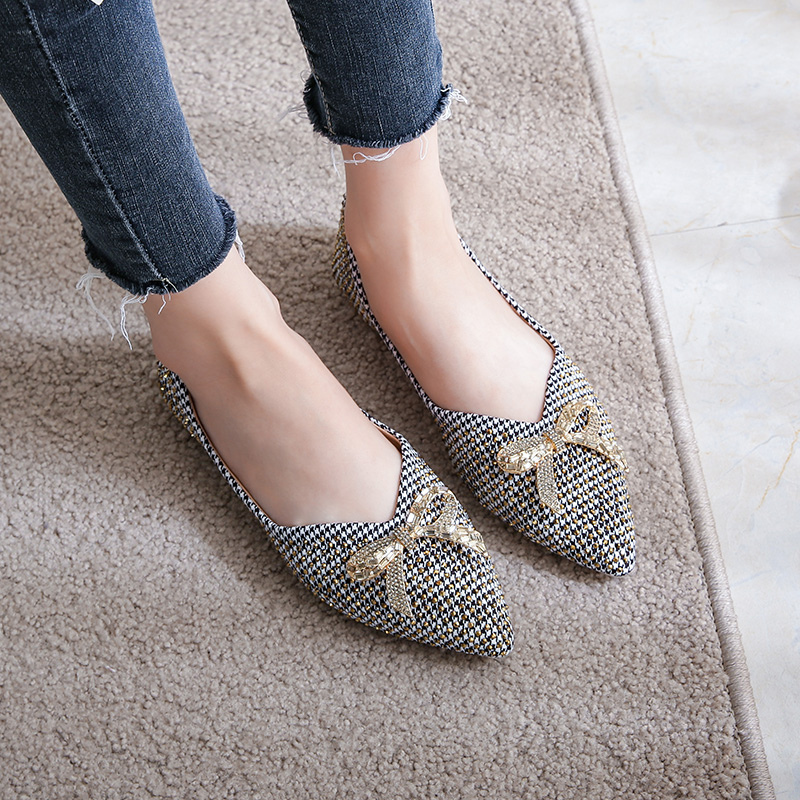 Patterned Flats 222-8