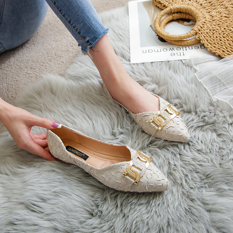 Patterned Flats 222-20