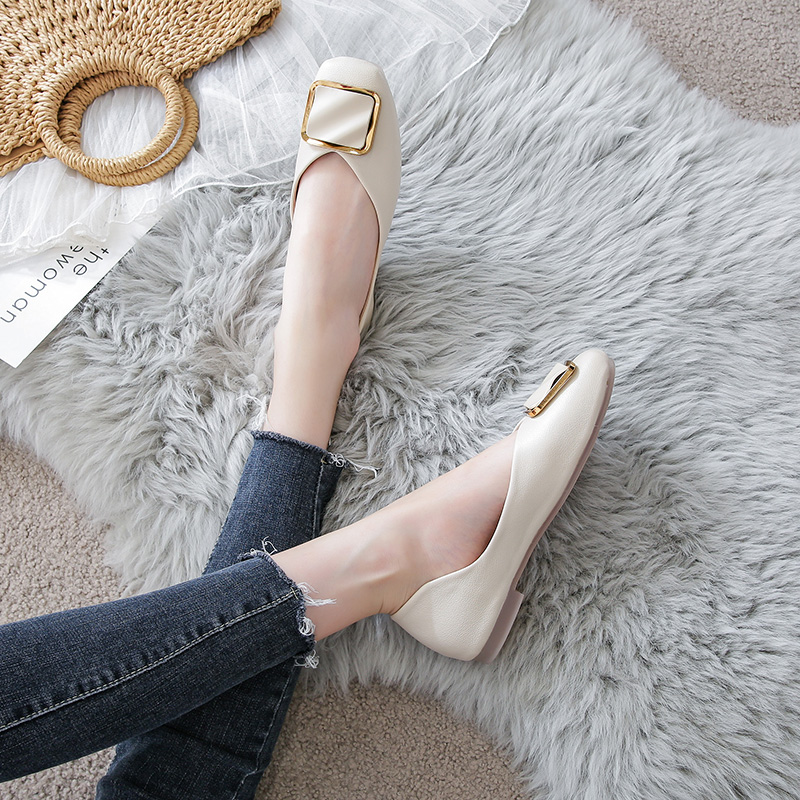 Round Toe Loafers - 555-10