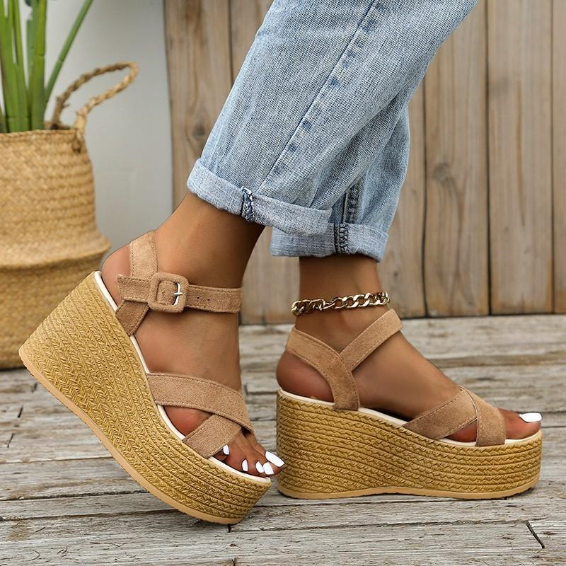 Protiskluzové letní dámské sandály na klínu s otevřenou špičkou