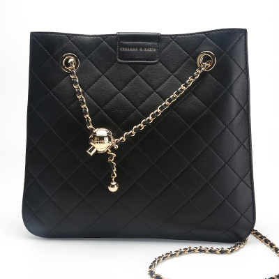 Simple & Fashionable Large Capacity Shoulder Bag