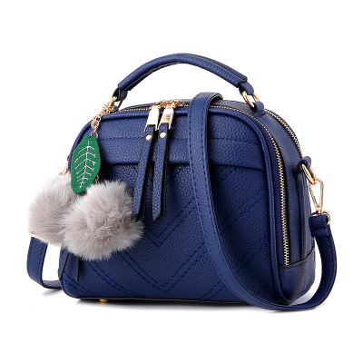 Handmade fashionable shoulder bag customized by an Italian brand