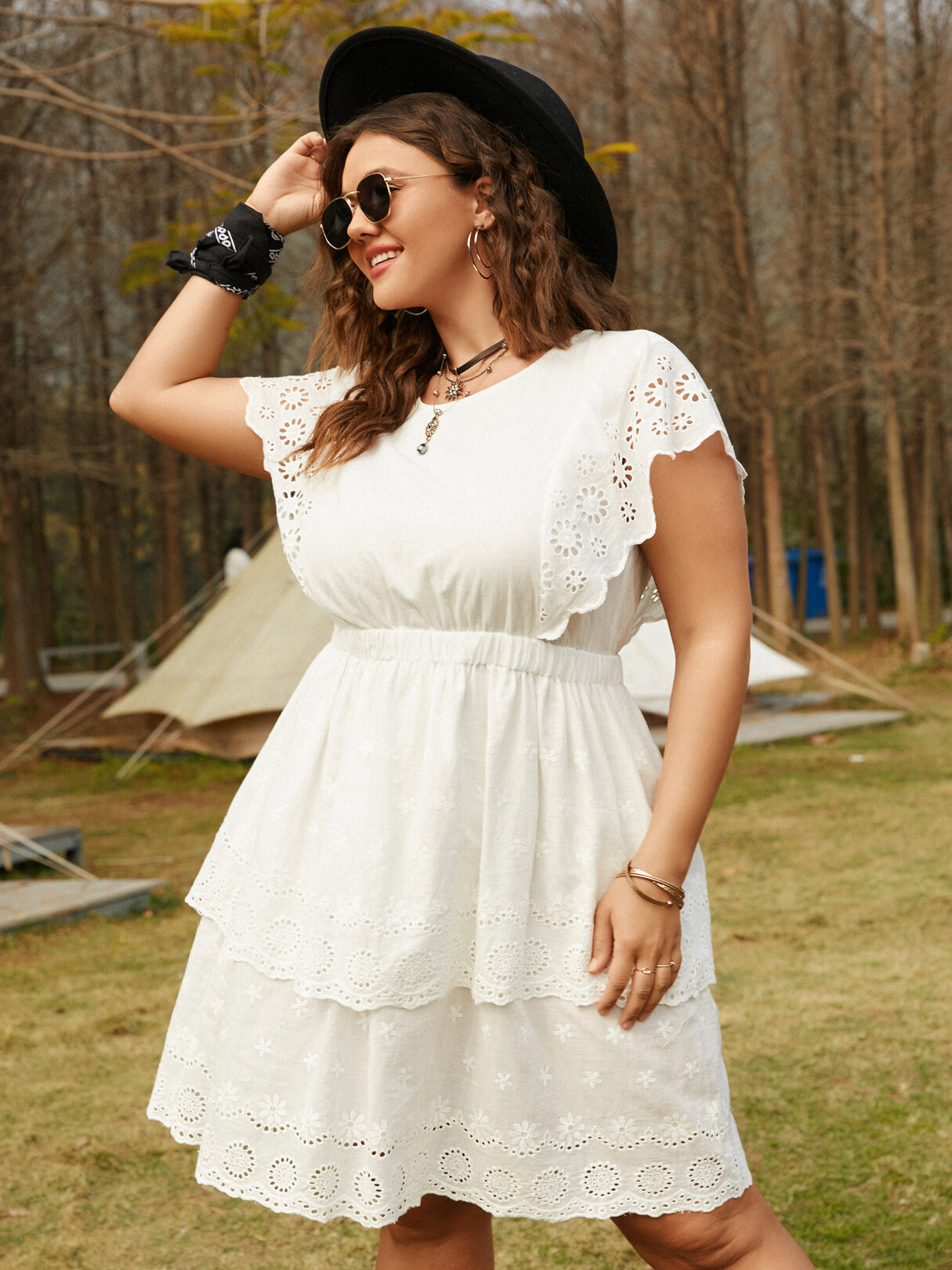 Plus Size Hollow Design Tiered Design Short Sleeves Dress