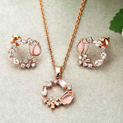 Rose Gold Crystal Tulip Set
