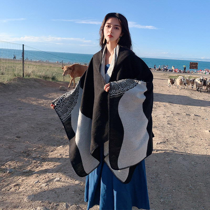 Spring and Autumn Nepal, India and Pakistan split travel cloak scarf thickened shawl