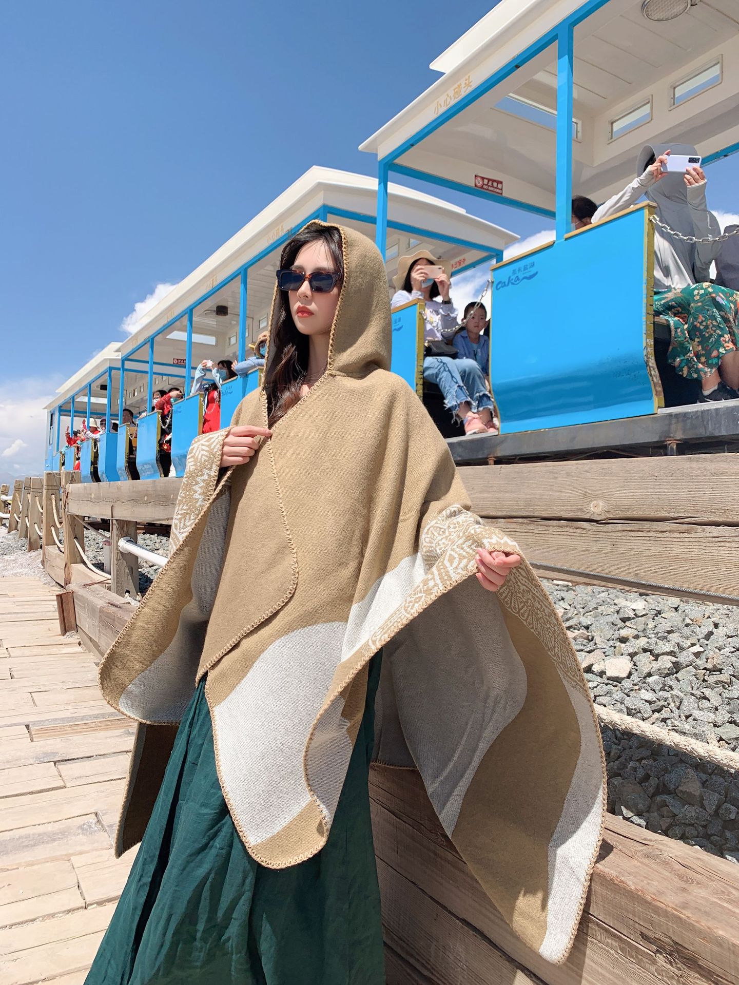 Spring and Autumn Nepal, India and Pakistan split travel cloak scarf thickened shawl