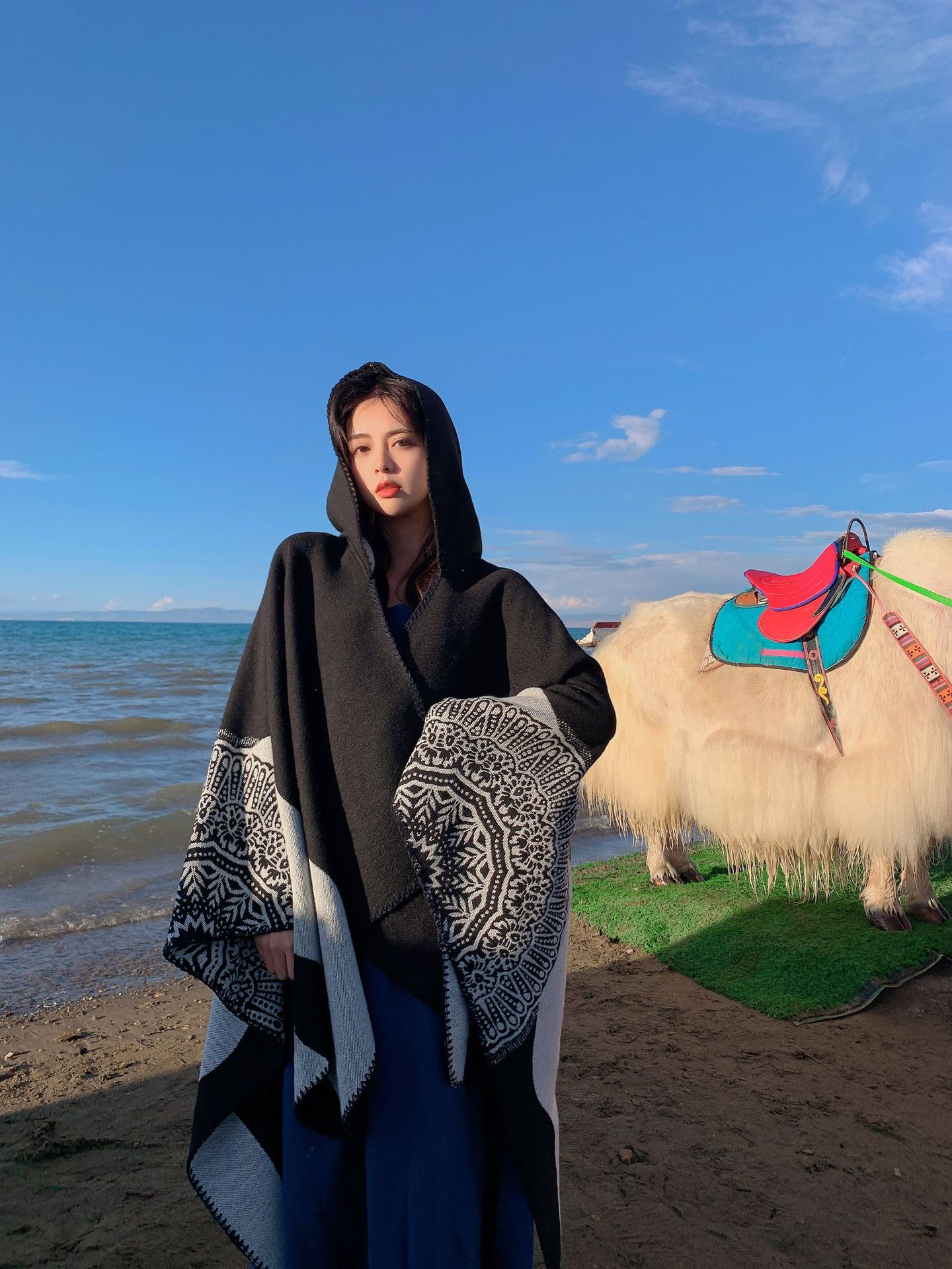 Spring and Autumn Nepal, India and Pakistan split travel cloak scarf thickened shawl