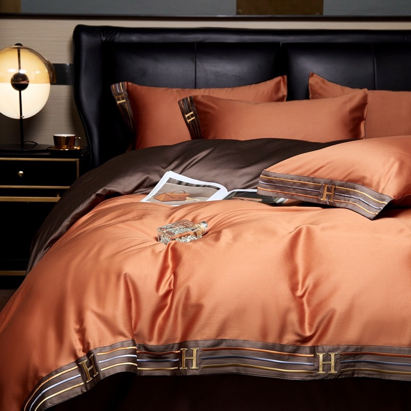 Luxury classic embroidery bed sheet set