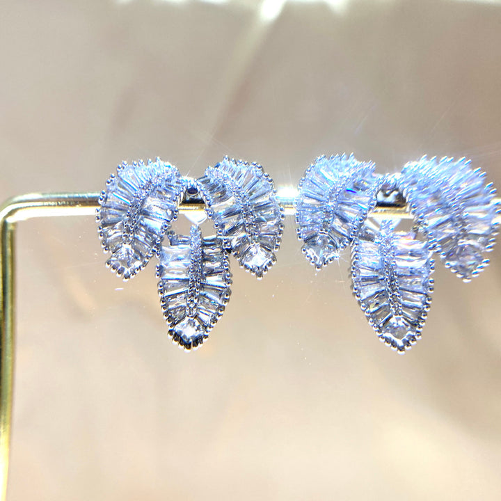 تصميم ورقة عنصر الفضة أقراط إبرة