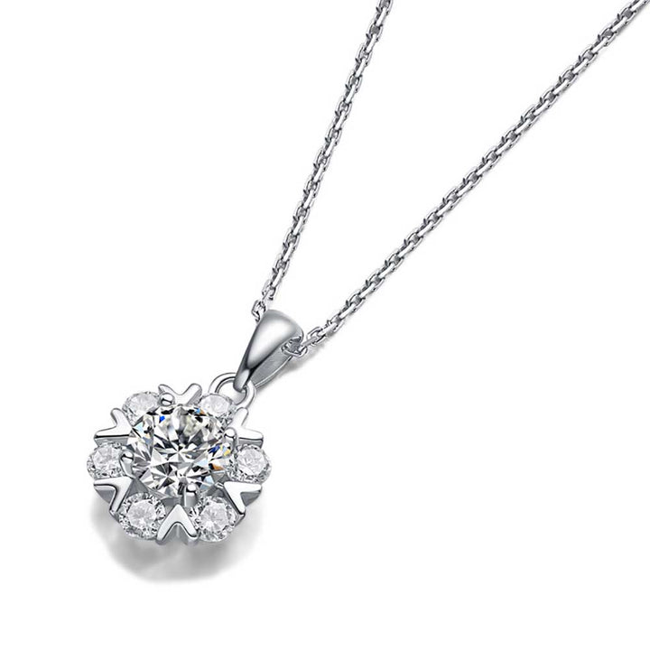 Round Shaped Cutting Moissanite Snow Flower Sterling Silver Necklace