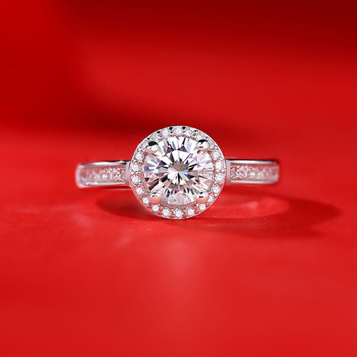 Round Shaped Cutting Moissanite Sterling Silver Open Ring