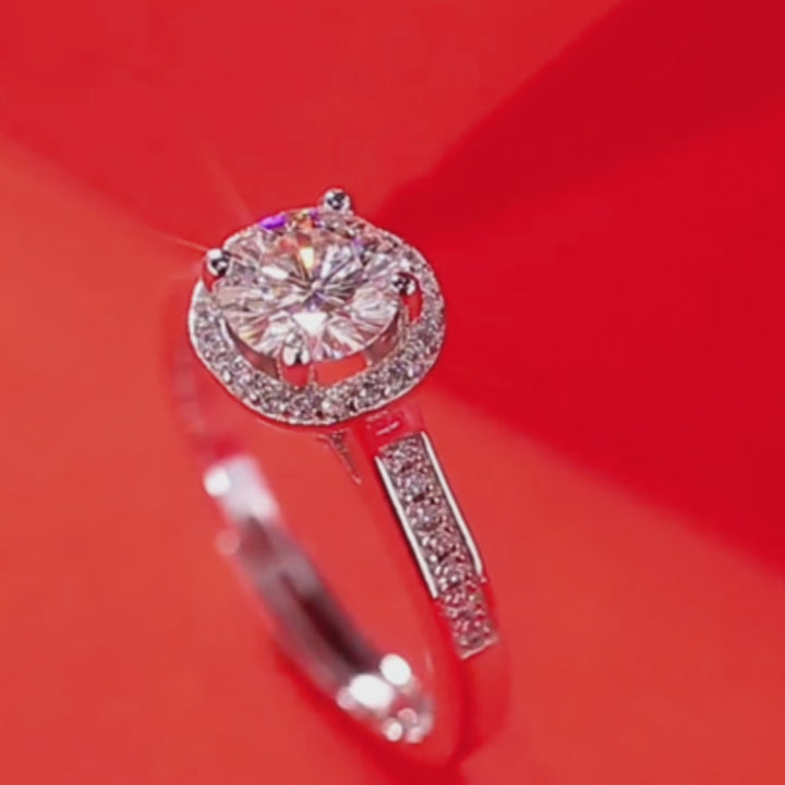 Round Shaped Cutting Moissanite Sterling Silver Open Ring