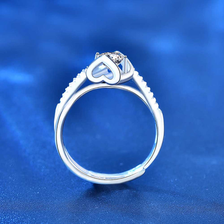 Round Shaped Cutting Moissanite Heart Inlaid Sterling Silver Opening Ring