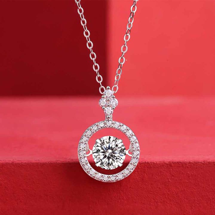 Round Shaped Cutting Moissanite Touching Sterling Silver Necklace