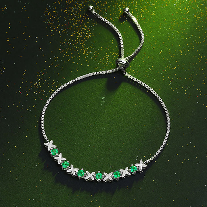 Round Shaped Cutting Emerald Green Sterling Silver Bracelet
