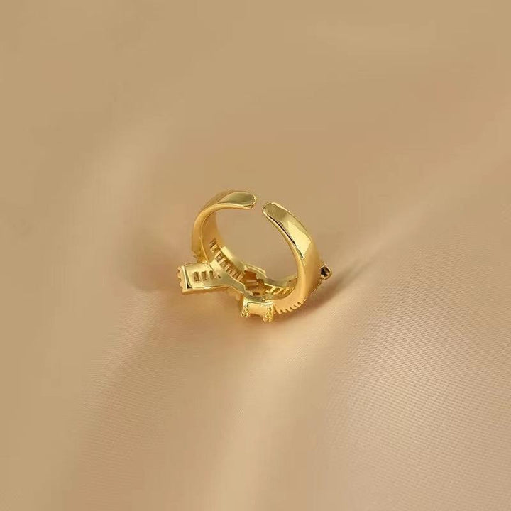 Knot Design Trapezoidal Cutting Hollow Open Ring