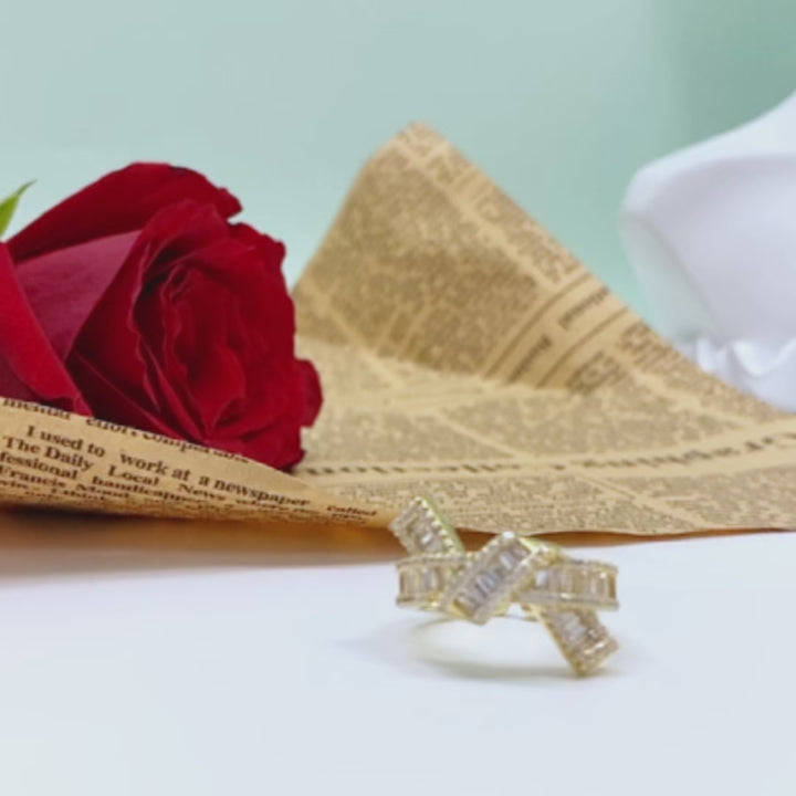 Knot Design Trapezoidal Cutting Hollow Open Ring