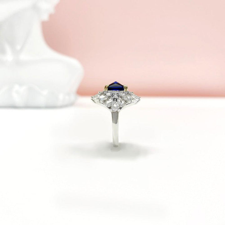 Sugar-loaf Cut Sapphire Open Ring