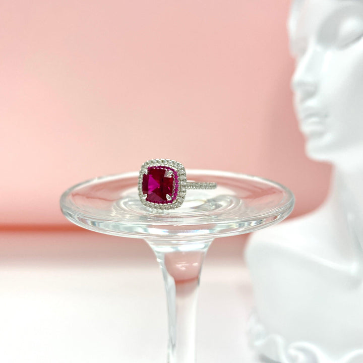 روبي الأحمر خاتم على شكل وسادة قطع الفضة الاسترليني