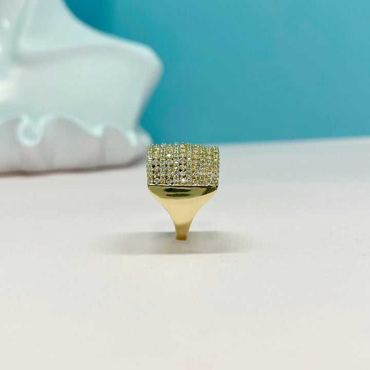 Band Design Hollowed Out Round Shaped Cutting Ring