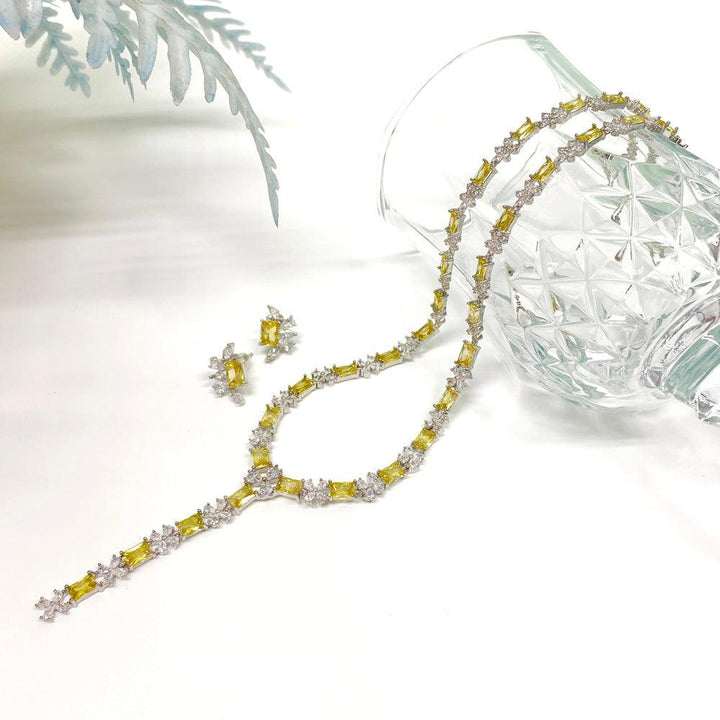 Selegant Style Cut Flower Element Necklace Earrings Two Piece Set