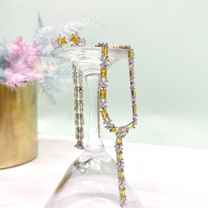 Selegant Style Cut Flower Element Necklace Earrings Two Piece Set