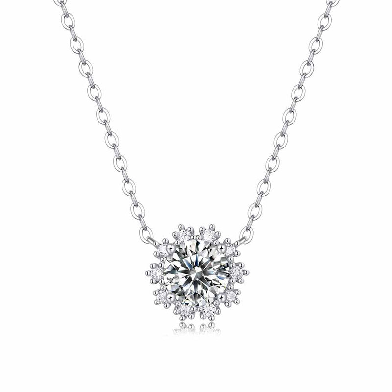 Round Shaped Cutting Moissanite Snow Flower Sterling Silver Necklace
