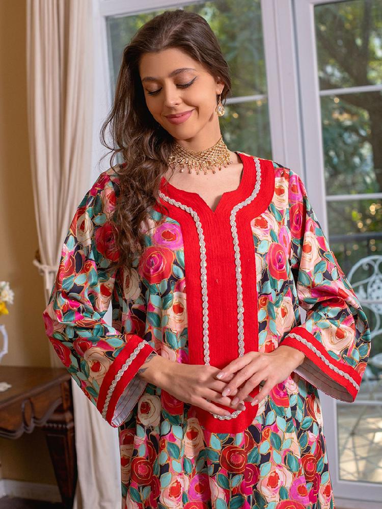 Sweet Round neck Color contrast Splicing pattern Printing Embroidery Regular sleeve Kaftan