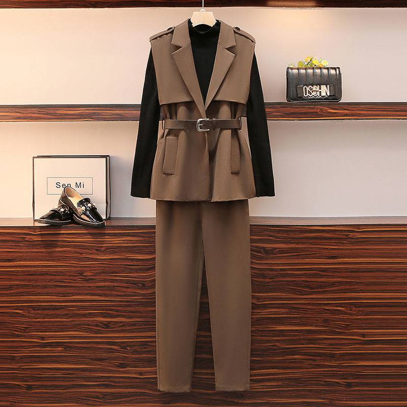 Forms of sleeveless suit collar jacket three -piece suit
