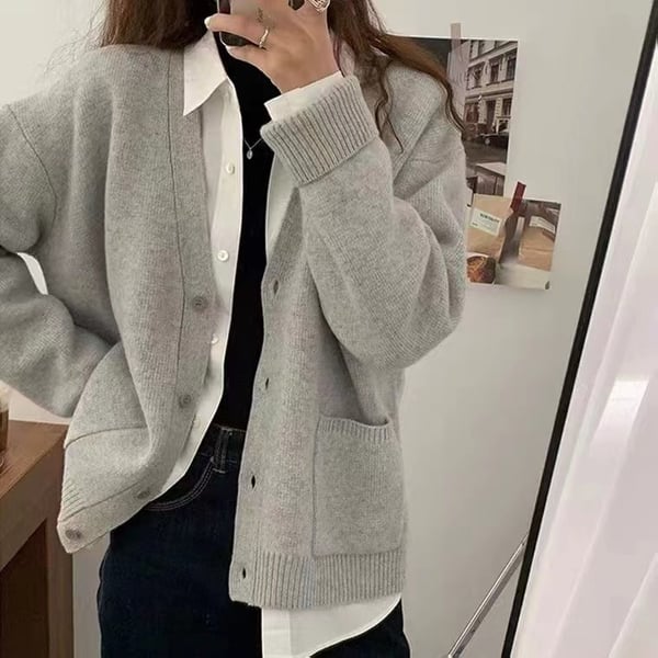 solid color knitted cardigan