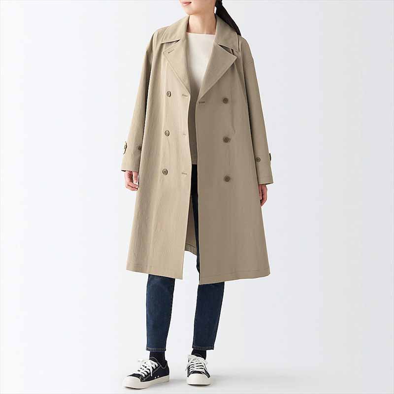 Waterproof loose version of women's long trench coat