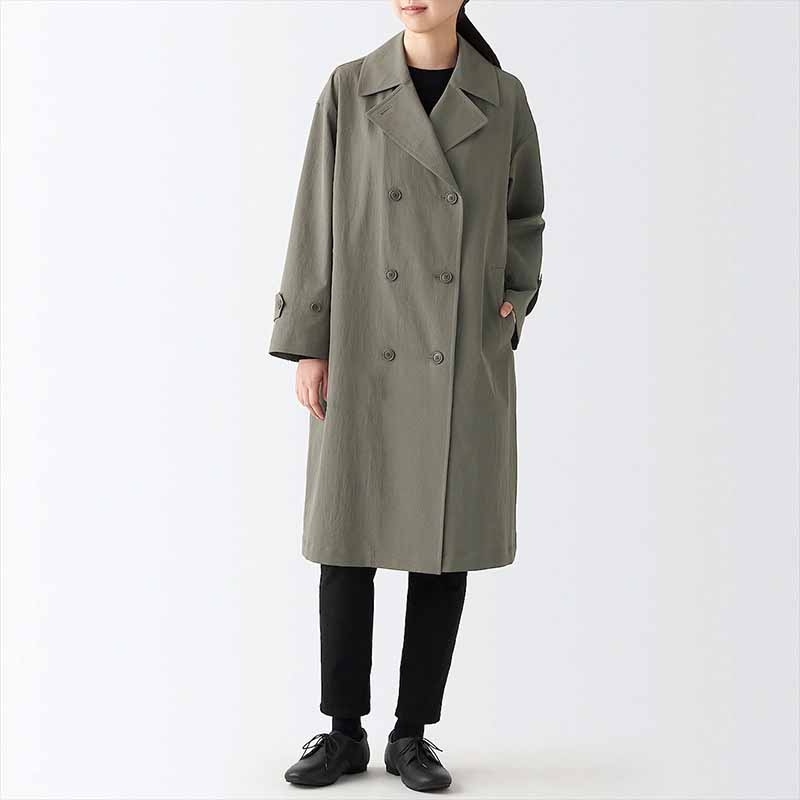 Waterproof loose version of women's long trench coat