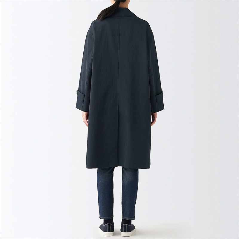 Waterproof loose version of women's long trench coat