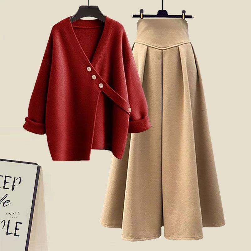 2023 New Elegant Irregular Sweater Half-body Skirt Two-piece Set