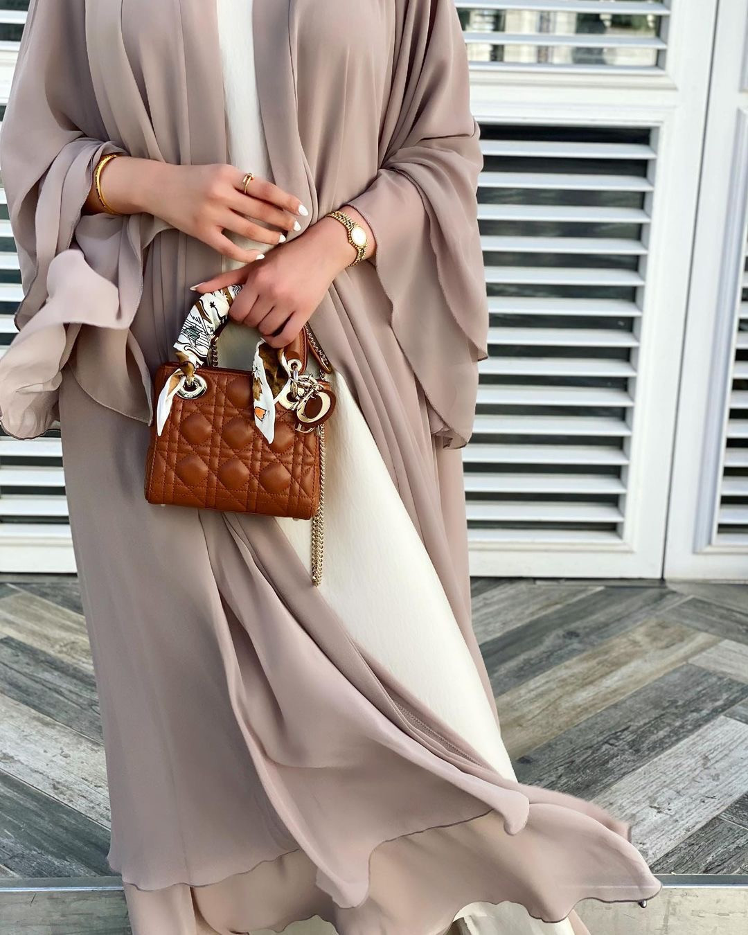 Chiffon dress and headscarf suit