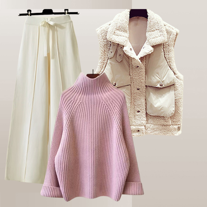 مجموعة ثلاثية من البلوزة المحبوكة والصدرية والبنطلون الكاجوال