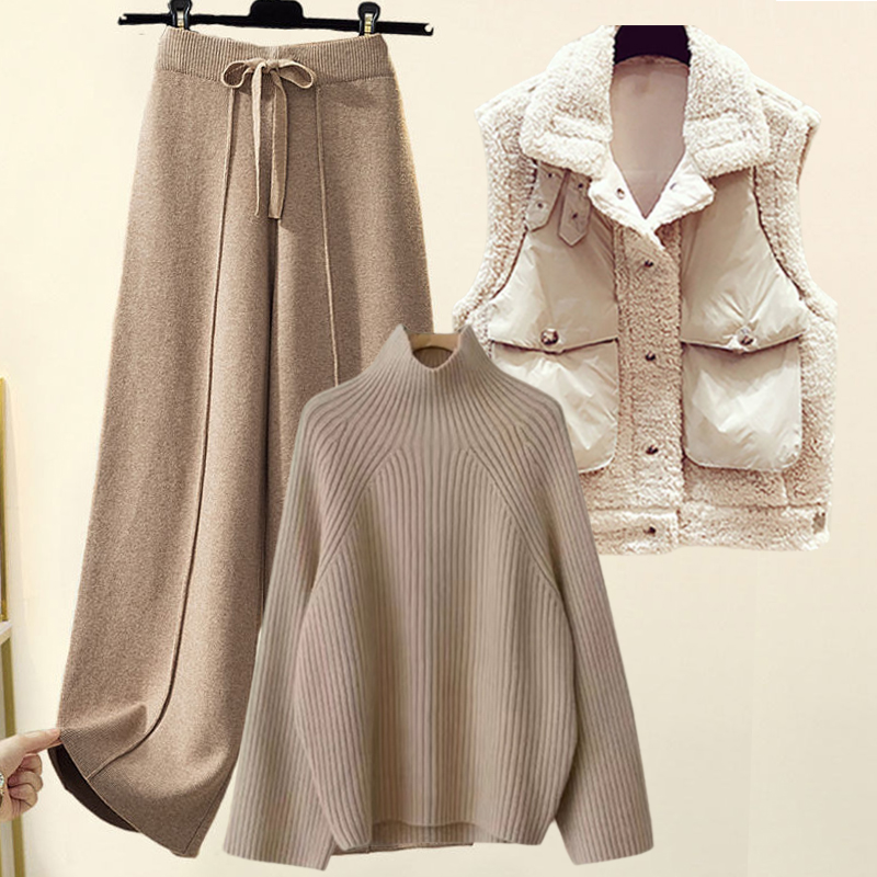 مجموعة ثلاثية من البلوزة المحبوكة والصدرية والبنطلون الكاجوال