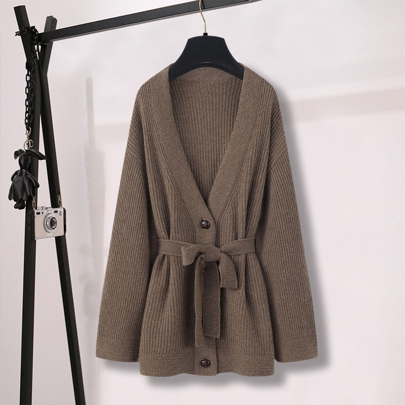 Autumn fashion knitted sweater