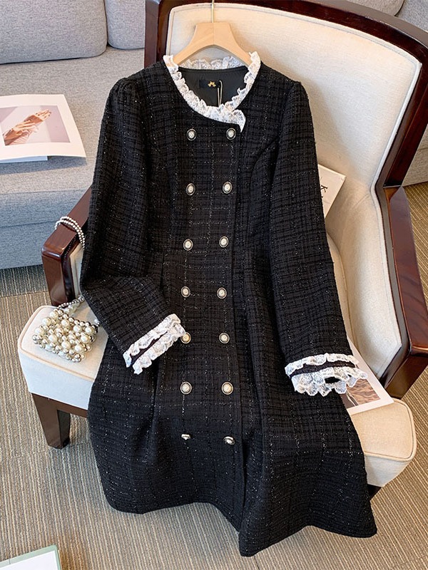 Chanel style long -sleeved dress