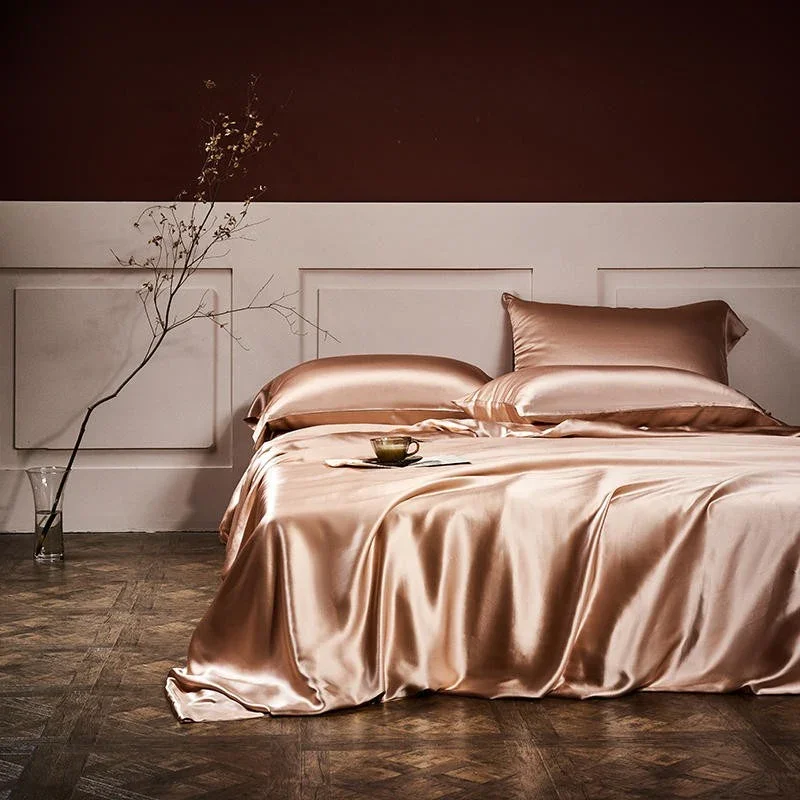 New Mulberry silk four-piece bed sheet and pillowcase set