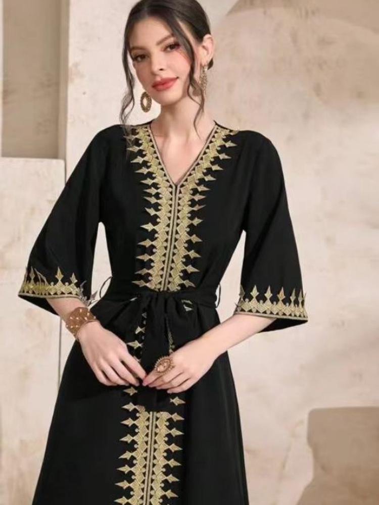 Women's Elegant Embroidered Lace Kaftan