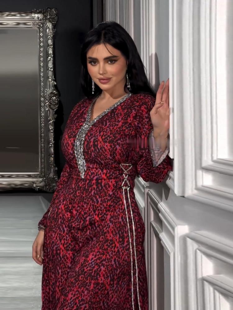 V-Neck Leopard Printed Rhinestones Robe Jalabiya