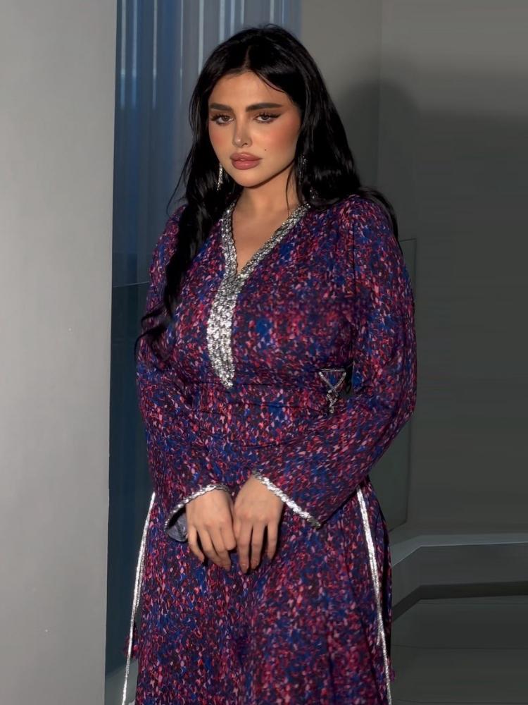 V-Neck Leopard Printed Rhinestones Robe Jalabiya